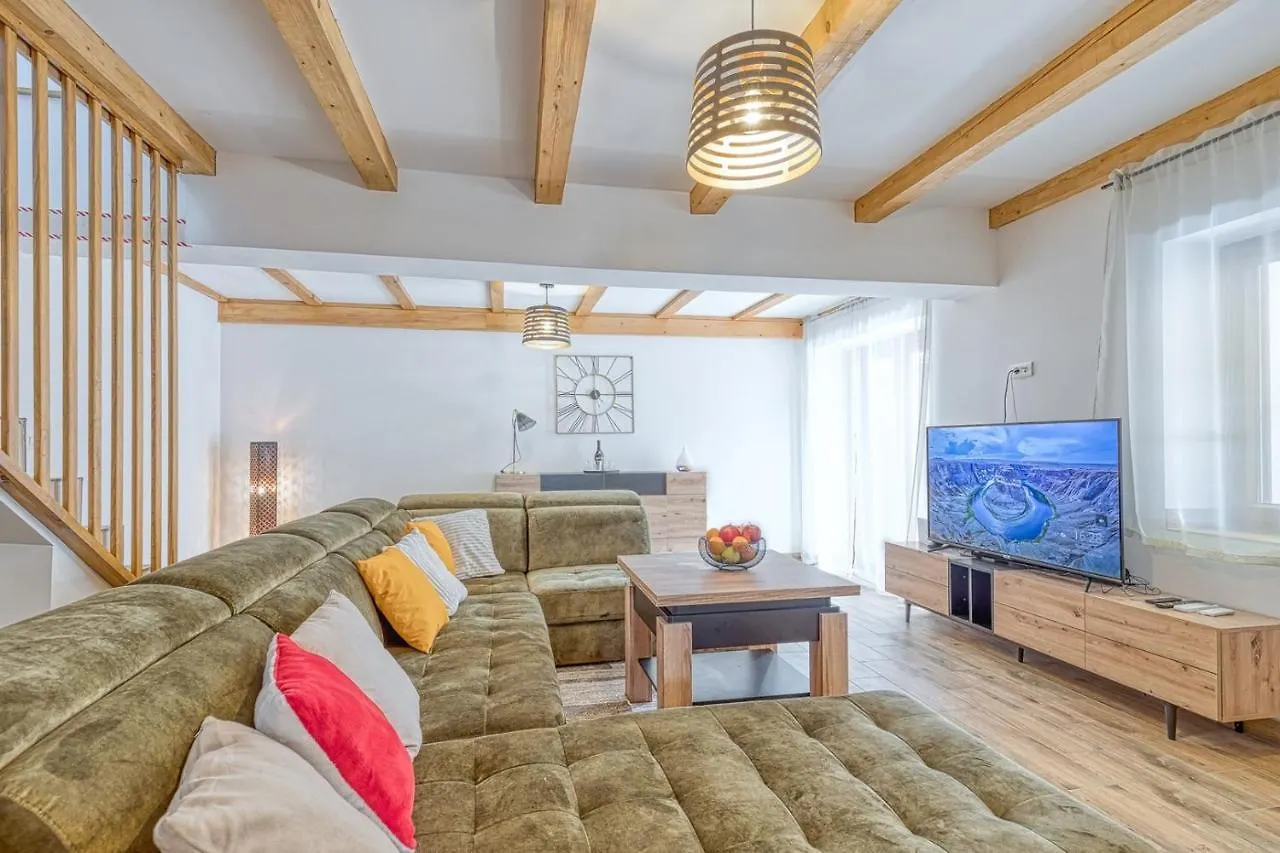 Holiday House Lena Baderna Feriehus